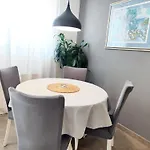 Lara's Appartement *
