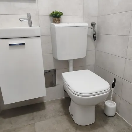 Apartament Lara's - Spacious Island View Free Parking *
