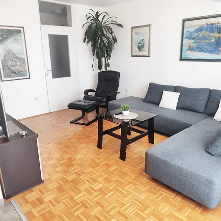 דירה Lara's - Spacious Island View Free Parking *